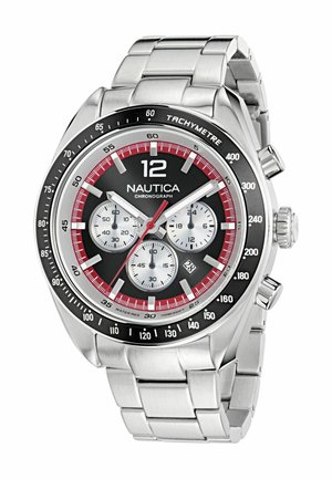 Sølvfarvet rustfrit stål chronografur med sort urskive, røde accenter, tre underskiver og en tachymeter-bezel. Har en datovisning.