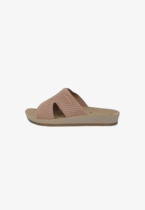 Sandalo slip-on marrone chiaro con ampia fascia traforata e suola imbottita, progettato per un uso casual.