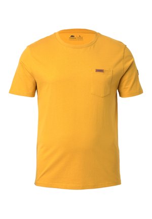 Gelbes Baumwoll-T-Shirt mit rundem Halsauschnitt, kurzen Ärmeln und einer Brusttasche. Verfügt über ein kleines Etikett auf der Tasche in einer kontrastierenden Farbe.
