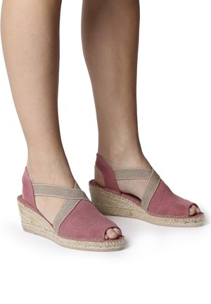BREDA-V - Sandály na klínu - blush