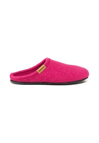 Unselected, raspberry