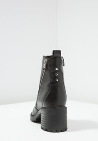 Zign Botines con plataforma - black
