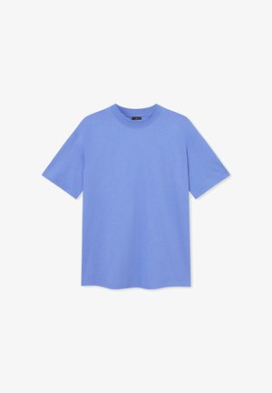 Hellblaue Baumwoll-T-Shirt mit Rundhalsausschnitt, kurzen Ärmeln und lockerer Passform. Glatte Textur und minimalistisches Design.