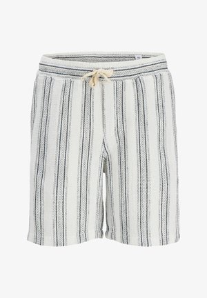 Pantalones cortos de punto blancos con rayas negras verticales y un cordón beige en la cintura elástica.