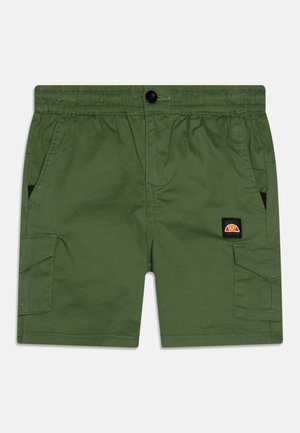 Grønne cargoshorts med elastik i taljen, knaplukning, sidelommer og et lille sort og orange logo mærke på højre ben.