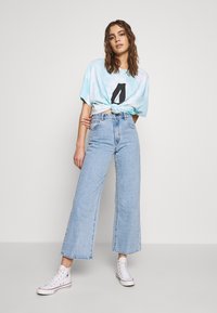 Abrand Jeans Flared jeans - light blue denim
