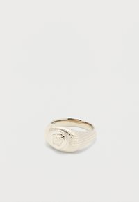 Neizbrano, silver-coloured