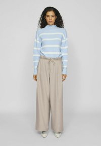 VILA HIGH WAIST - Stoffhose - feather gray