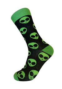 Calzino nero con polsini, tallone e punta verdi, caratterizzato da un motivo ripetuto di facce di alieni verdi con grandi occhi neri.