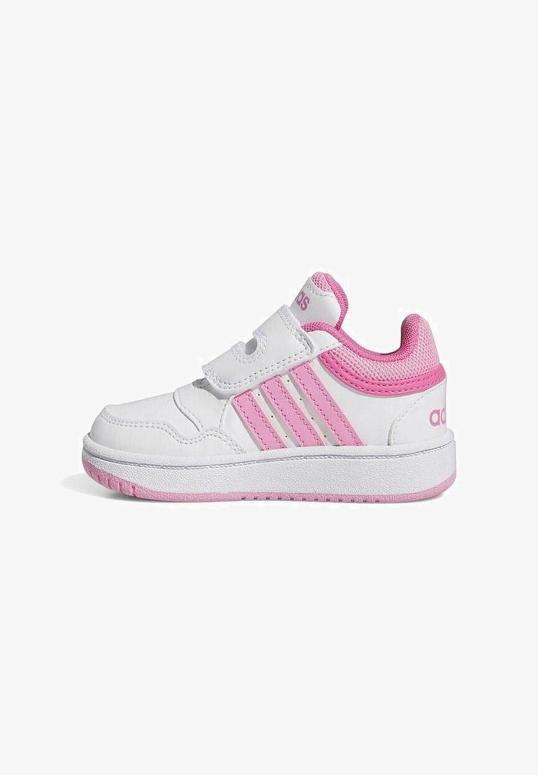 adidas Performance STREET HOOPS - Zapatillas de entrenamiento - white