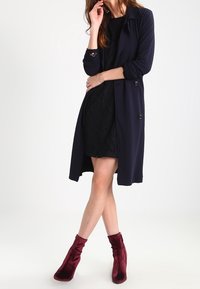 edc by Esprit Robe fourreau - black