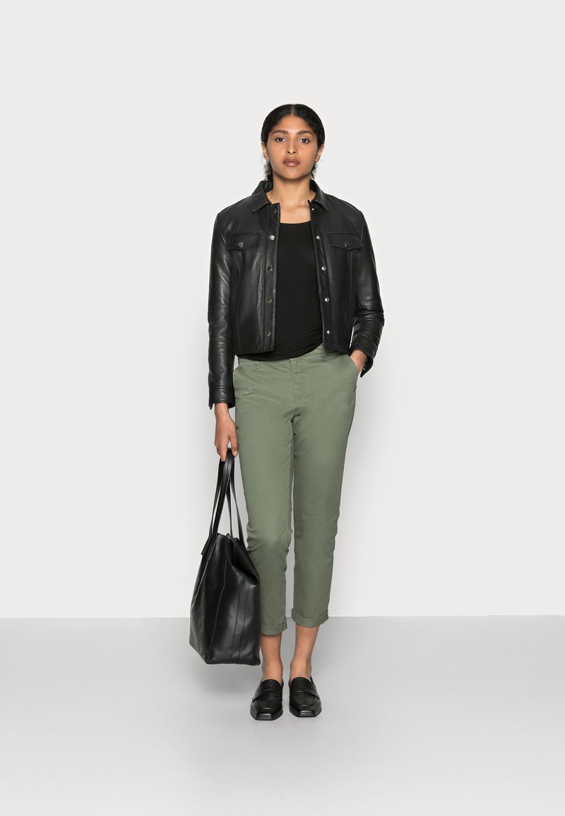 Damen Chinos | GAP GIRLFRIEND Chino greenway/grün - PF52362 Damen Chinos | GAP GIRLFRIEND Chino greenway/grün - PF52362