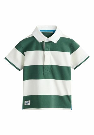 Koszulka polo z krótkim rękawem o szerokich zielonych i białych poziomych paskach, białym kołnierzem i małą naszywką klubu Dock blisko dolnej krawędzi.
