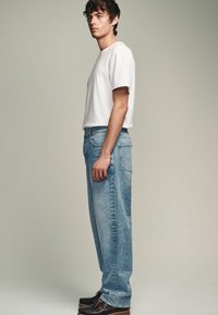 Next VINTAGE STRETCH AUTHENTIC - Laisvo kirpimo džinsai - blue light