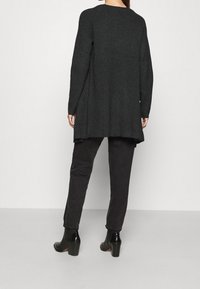 VILA Kofta - grey