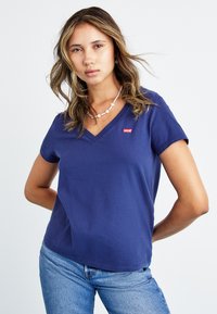 Levi's® THE PERFECT TEE V-NECK - Jednoduché tričko - naval academy