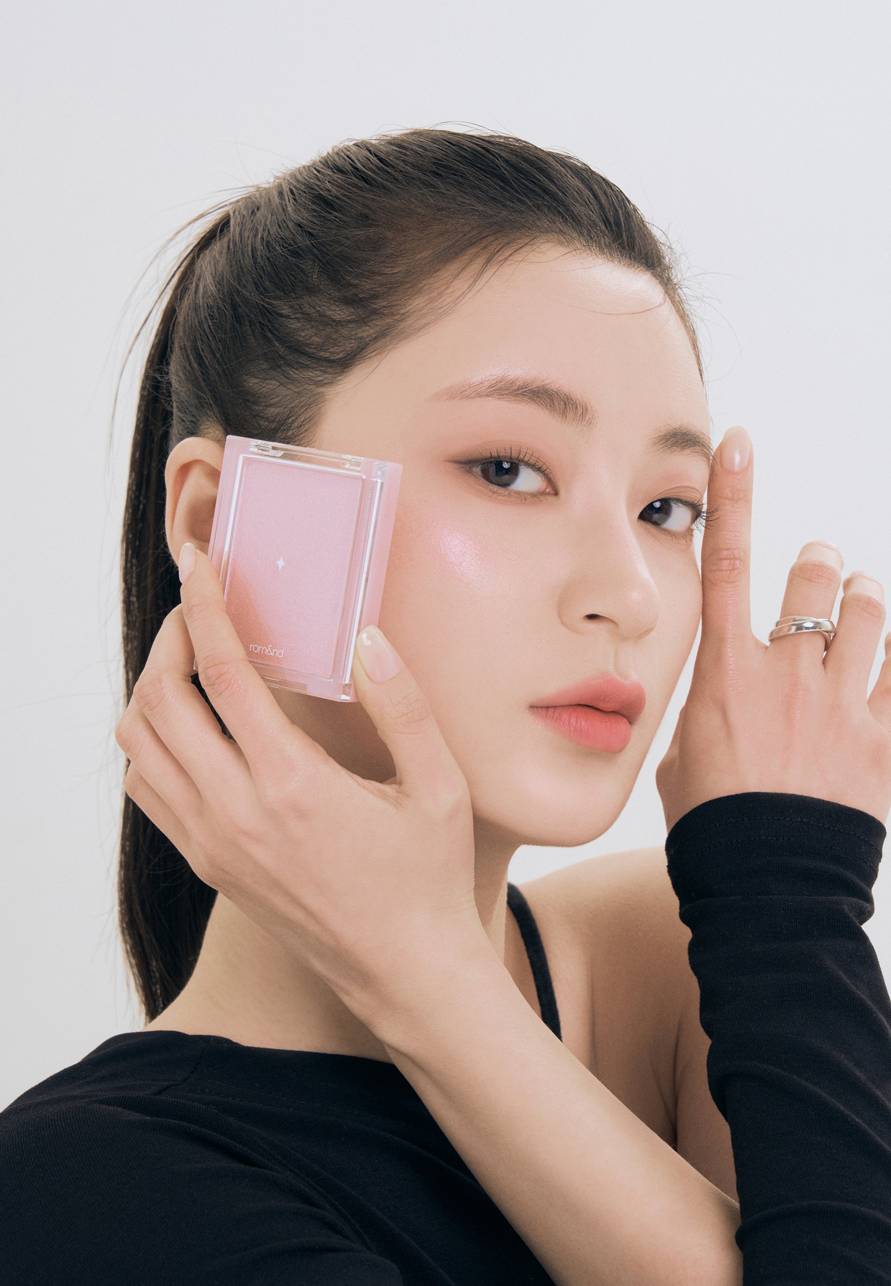 Makeup Revolution Blush & Highlight Stick – 2-in-1 Rouge & Highlighter Für Strahlende Wangen, Mauve Glow