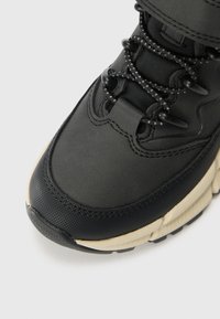 Geox FLEXYPER PLUS - Bottines à lacets - black/military