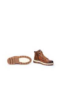 Pikolinos VIGO - Botines con cordones - brown