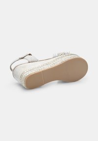 Bata Espadrillas - beige