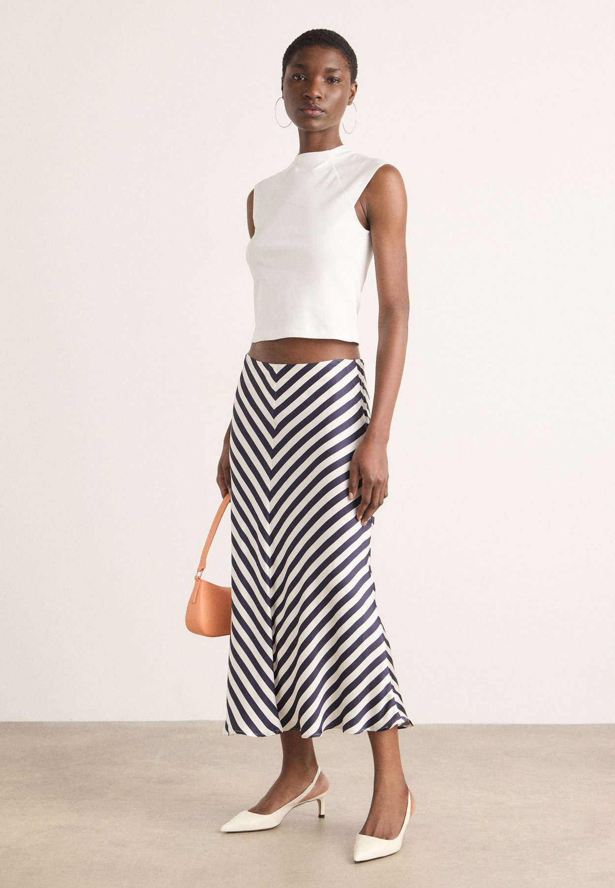 CHEVRON STRIPED SKIRT