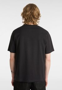 Vans 3D RETROVAL - Triko s potiskem - black