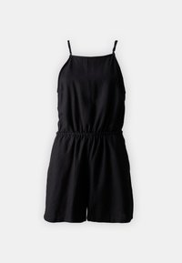 Mono negro con tirantes finos, cinturilla elástica y pantalones cortos de corte holgado. La tela es suave, sin patrones o acentos visibles.