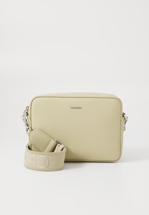 Calvin Klein, SMALL CAMERA BAG - Чанта за носене през рамо - eucalyptus