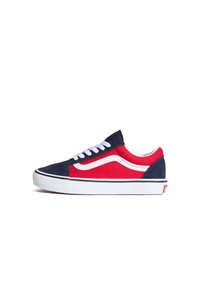 Nevybráno, multi white