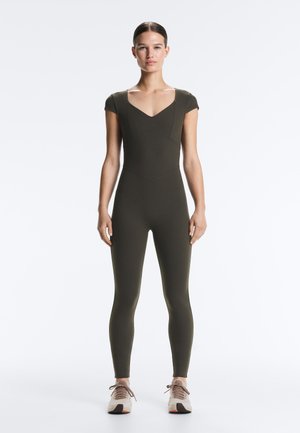 EVERMOVE LONG  - tanssihaalari - brown