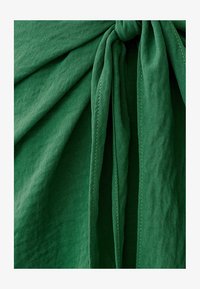 Vald, green