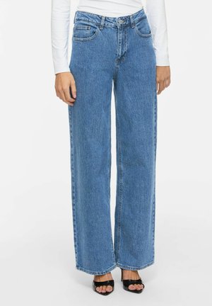 VILA, WIDE FIT JEANS VIFREYA MID-WAIST - Дънки с широк крачол - medium blue denim