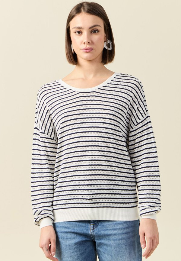 MIT LANGEN ÄRMELN - Strickpullover - ecru