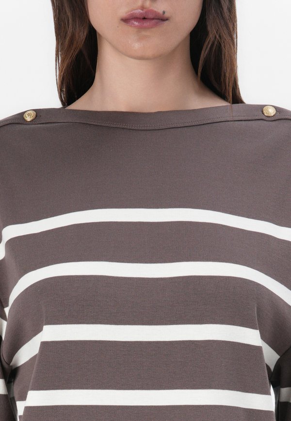 BUTTON BOAT TEE - Long sleeved top - hot coco/ ivory3