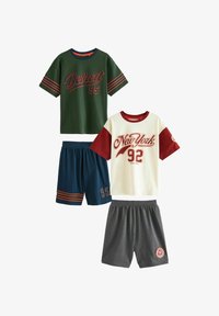 Non sélectionné, red green varsity