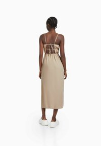 Bershka Sukienka letnia