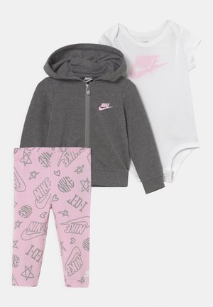 SET - Tuta - pink foam
