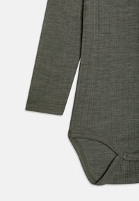 Name it NMMWANG NEEDLE BABY SOLID - Glaustinukė - mulled basil