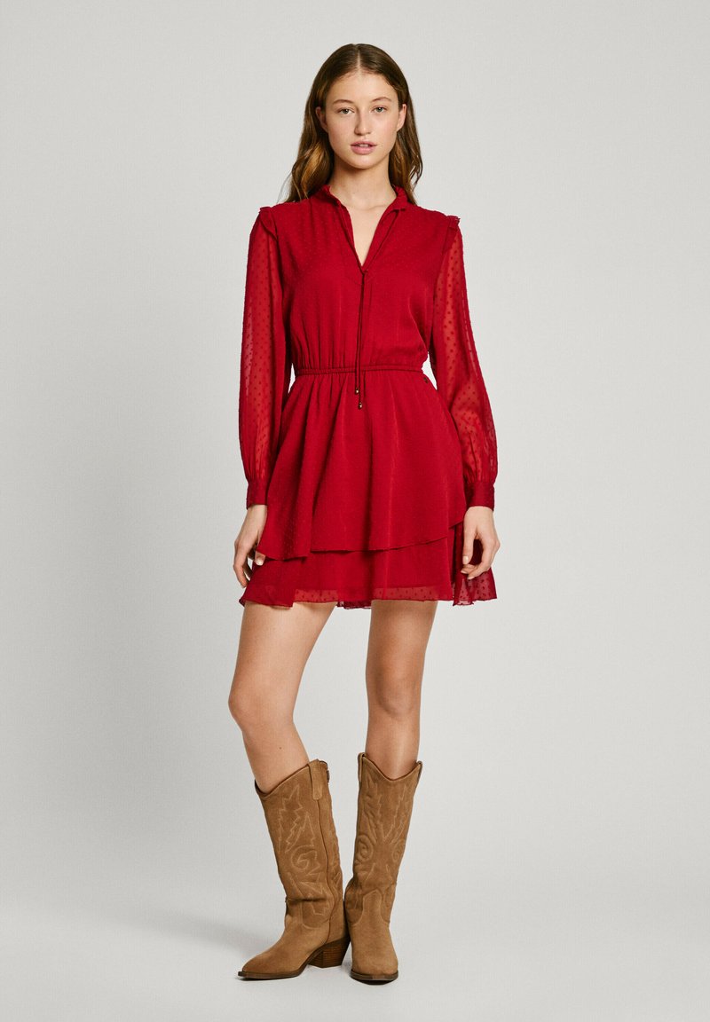 Pepe Jeans Freizeitkleid burnt red/dunkelrot Zalando - Main Image