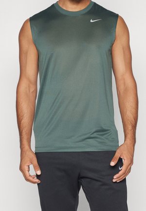 Top - dark green
