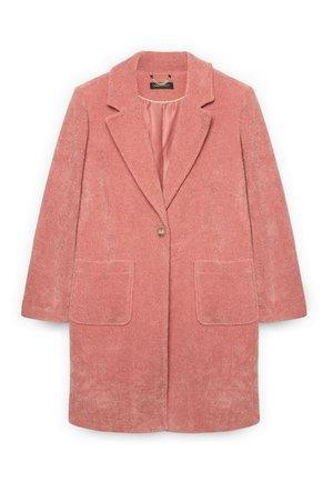 Blazer rosa con texture, collo a punte, chiusura con un bottone e due tasche frontali. Vestibilità su misura con fodera interna liscia.