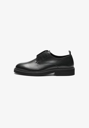 Slip-ons - black