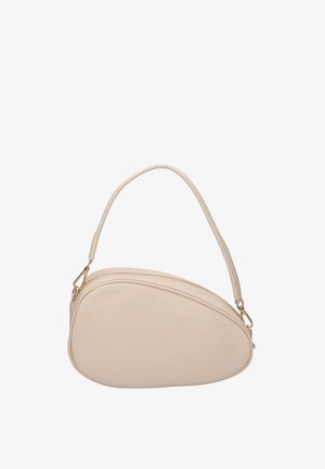 Beige leren schoudertas met een gebogen vorm, ritssluiting en een enkele, dunne schouderband. Voorzien van hardware-accenten in goudkleur.