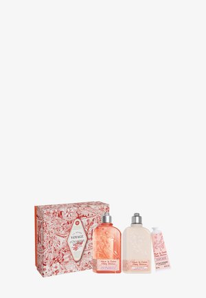 L'OCCITANE BODY CARE GIFT SET CHERRY BLOSSOM XMAS 24 - Kit bagno e corpo