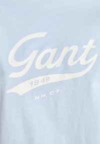 GANT SCRIPT GRAPHIC - Marškinėliai su spaudiniu - toy blue