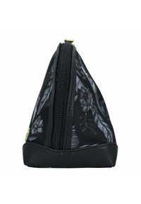 Schwarze Stofftasche mit floralen Mustern in Grau, dreieckige Form, goldenem Reißverschluss und einem strukturierten schwarzen Boden. Kompaktes Design für die Aufbewahrung.