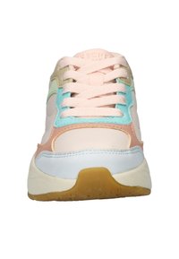 Sneakers met een mix van pastelkleuren: lichtroze, mintgroen, perzik en lichtblauw. Gemaakt van textiel met een rubberen zool. Vetersluiting.