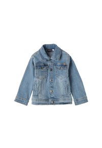 Chaqueta de mezclilla en azul claro con cuello, dos bolsillos en el pecho, bolsillos laterales y cierre de botones. Largo estándar, manga larga.