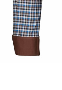 Manica di camicia a quadri con polsino marrone. Il tessuto presenta un motivo a scacchi in blu, bianco e marrone scuro. Materiale testurizzato.