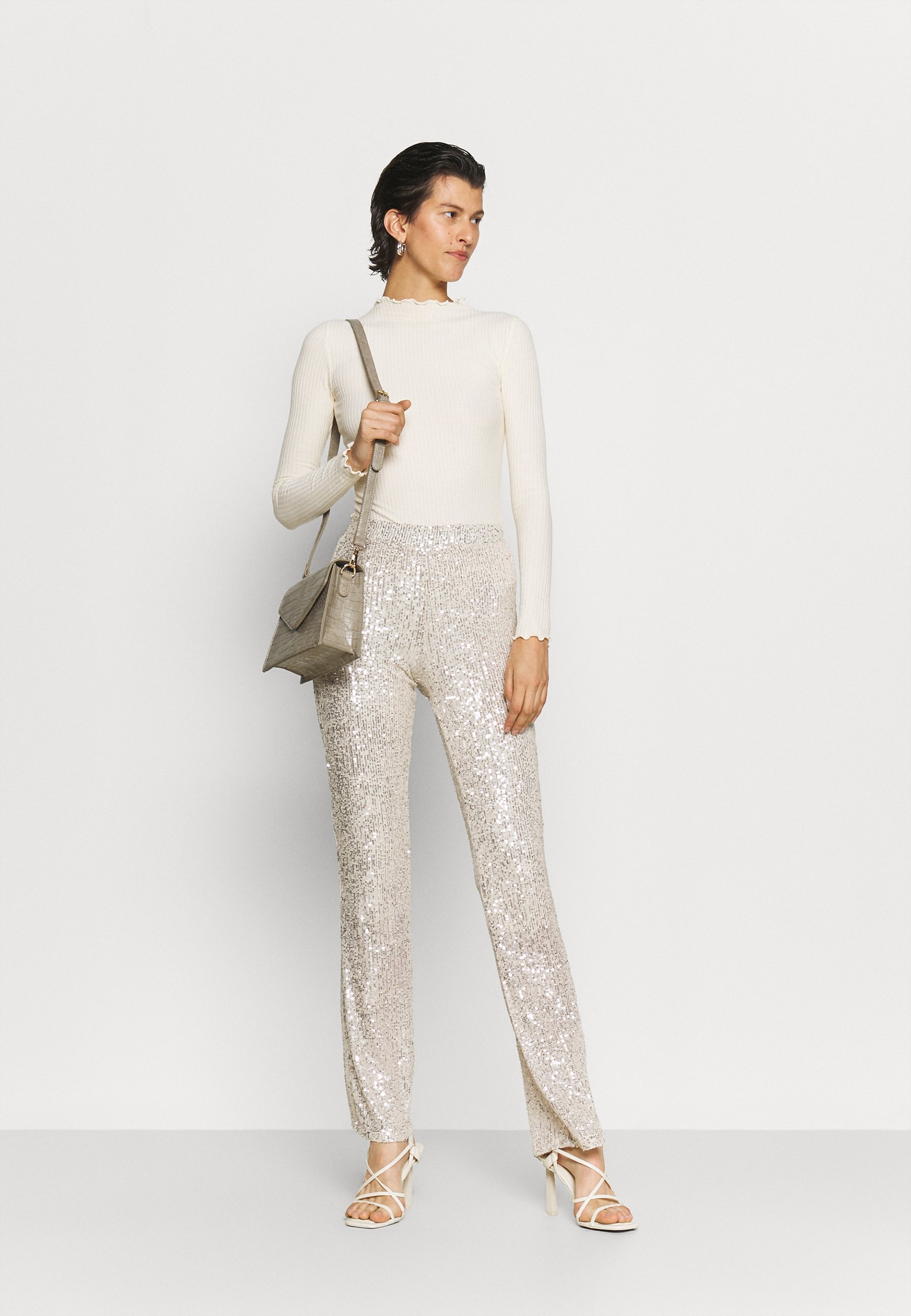 PIECES Tall PCDELPHIA PANTS - Pantaloni - silver/argentato - Zalando.it